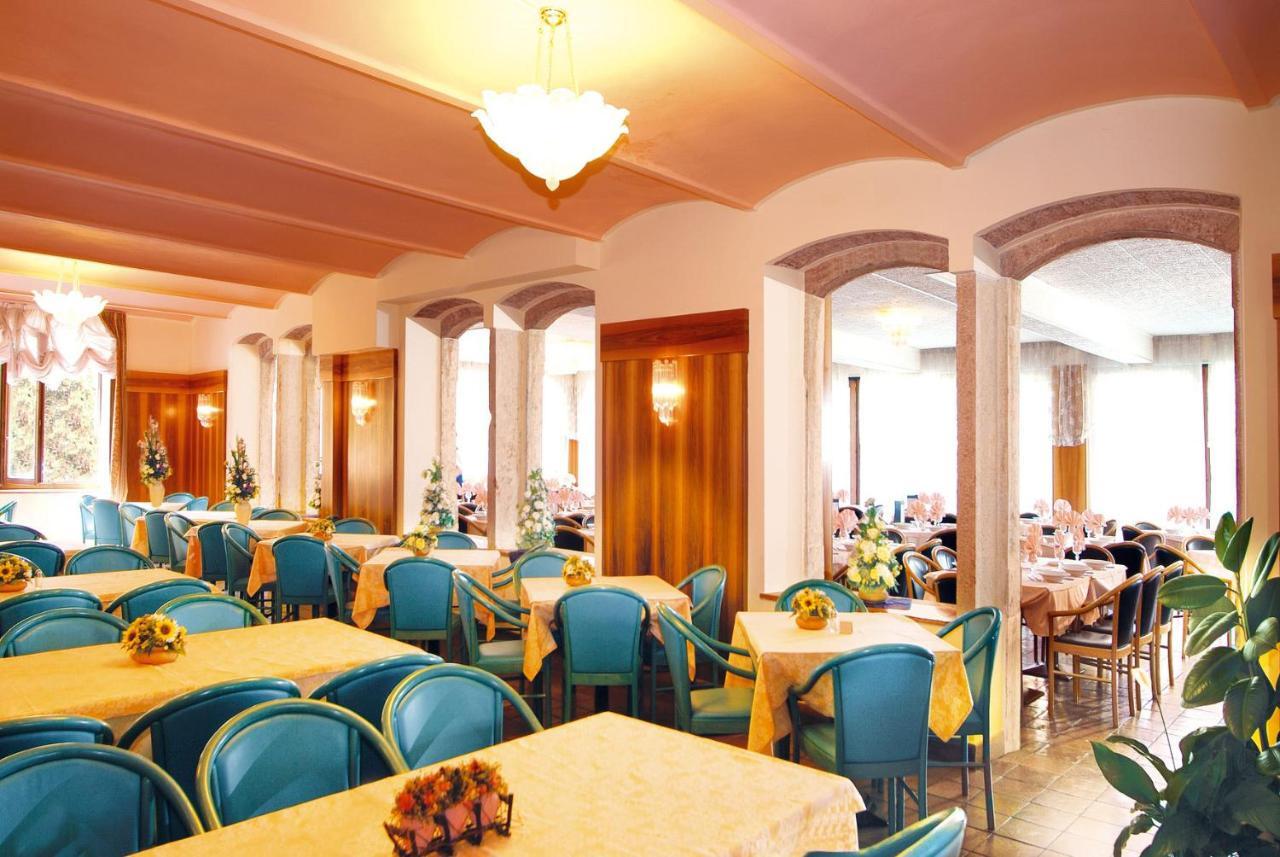 Park Hotel Jolanda San Zeno di Montagna Ngoại thất bức ảnh